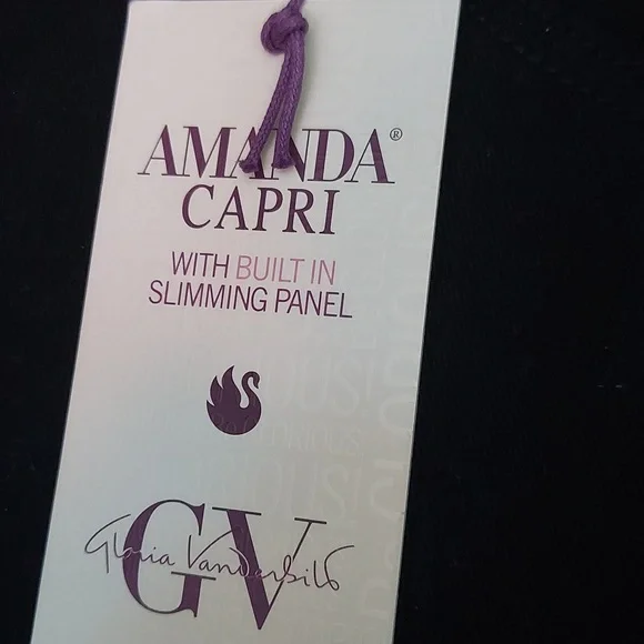 GLORIA VANDERBILT NWT Amanda Capri black jeans built in slimming panel size 16 - Picture 7 of 7